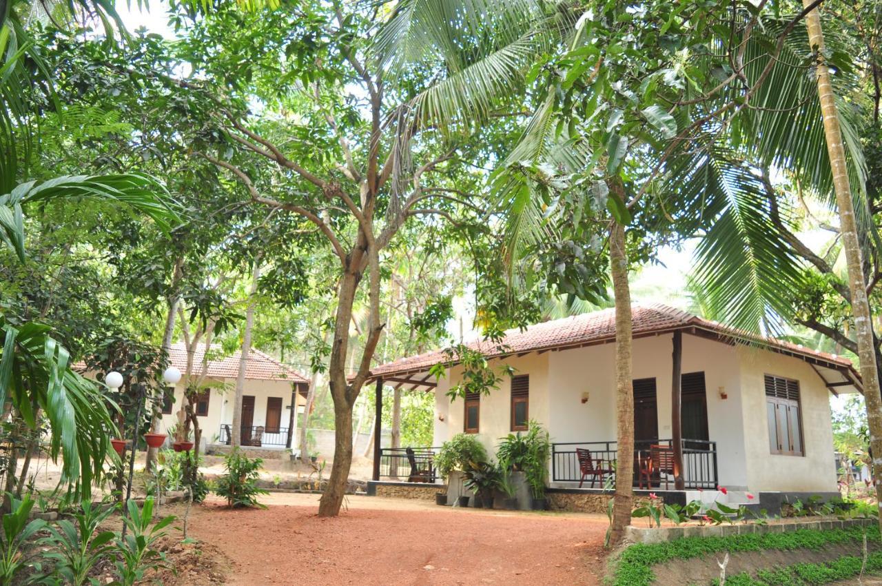 Soba Lanka Holiday Resort Melsiripura 외부 사진